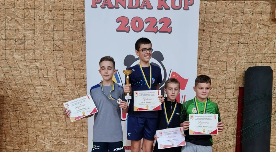 IMG 06d379fe522be1021213ac1304f89fe8 V