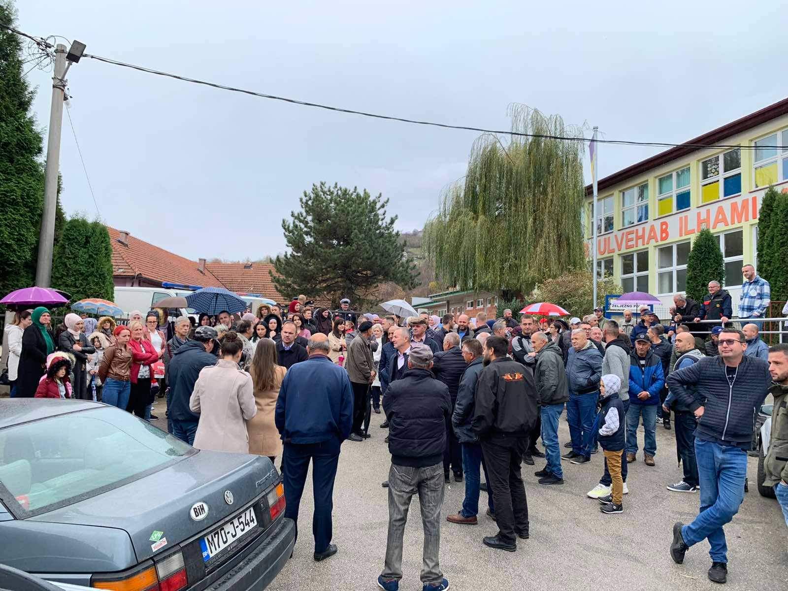 Protest Zeljezno Polje