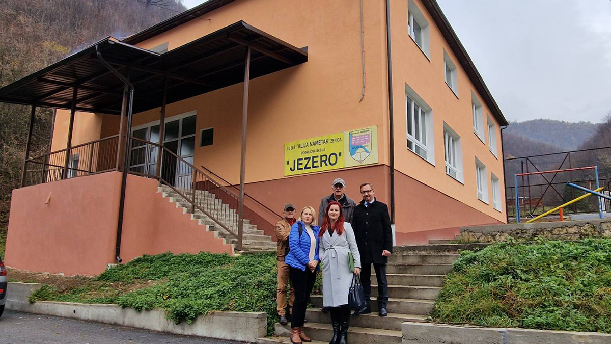 Renoviranje Podrucne Skole Jezero Zenica