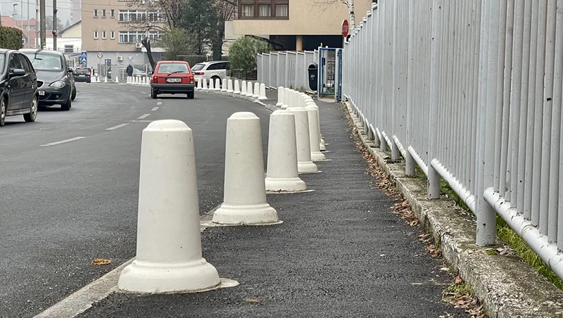 Cunjevi Na Trotoaru Zenica