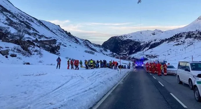 HUksom8sqKn6tgkRE2YJEkBQFcPbUTlcXHD0y791