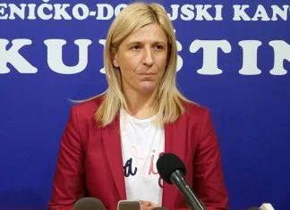 Mehmedić: Prilikom izrade godišnjih finansijskih planova tražit ćemo prostora za kvalitetnije trošenje sredstava građana ZDK Amra Mehmedic Premijerka ZDK