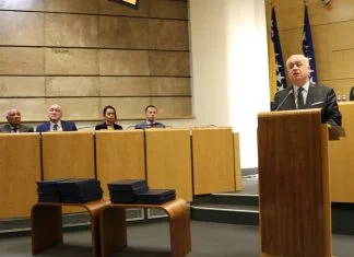 Uručena Uvjerenja o dodjeli mandata novoizabranim delegatima u Domu naroda Parlamenta Federacije BiH CIK BiH Dodjela Uvjerenja