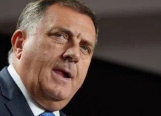 Dodik nikad vulgarniji: Schmidt se*e, stalno me ganja da se sretnemo, a ja neću Dodik