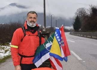 Beganović na putu ka Meki stigao do Rudog, prepješačio 1.500 kilometara Enver Beganović