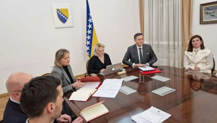 Formiran Savjet Za Vanjsku Politiku Pri Kabinetu člana Predsjedništva BiH Bećirovića