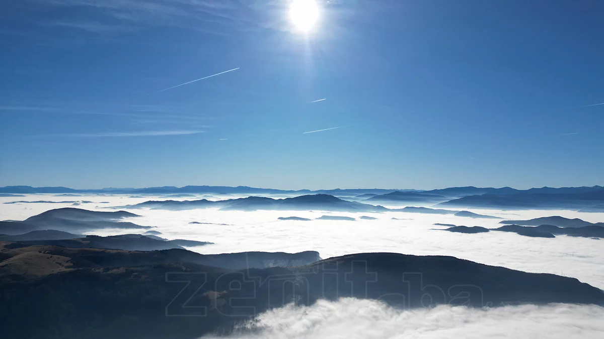 Zeničani se i ove subote odlučili za boravak na sunčanim Smetovima (FOTO) Pogled Na Zenicu Sa Smetova