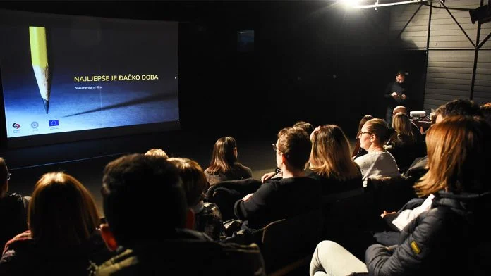 Premijera Filma Najljepse Je Djacko Doba