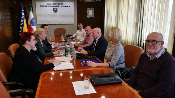 Vlada I Sindikati Započeli Konsultacije O Utvrđivanju Osnovice I Platnog Boda ZDK