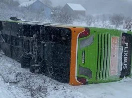 Autobus Iz Hrvatske Prevrnut