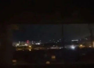Bljeskovi Na Nebu