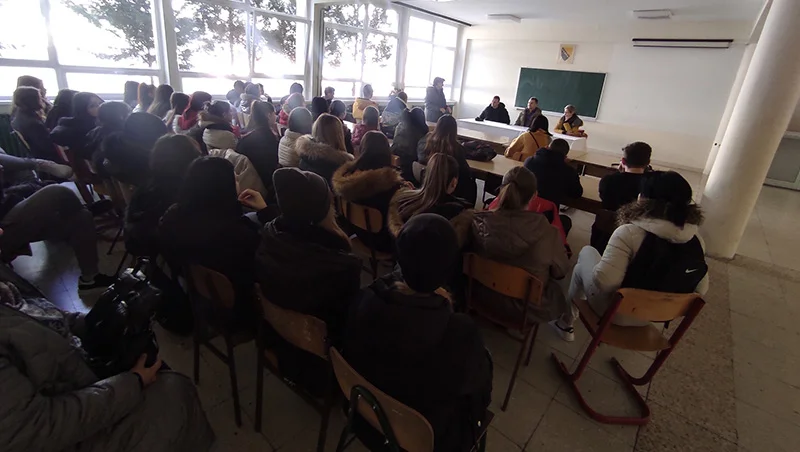 Posjeta Glumaca BNP A Skoli Foto