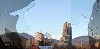 Protesti U Zenici Zgrada Vlade ZDK