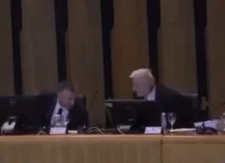 Špirić zaboravio na mikrofon pa odgovorio Ademoviću: “Ma boli te k….” (VIDEO) Ademovic I Spiric