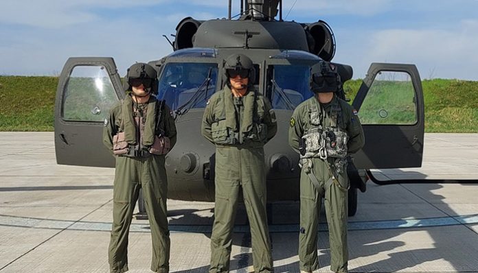 Helikopterom Black Hawk Prvi Put Prevezen Transplantacijski Organ
