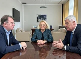 Bradara s Čovićem i Nikšićem: Krećemo u pripremu kadrovskih rješenja Lidija Bradara Dragan Covic I Nermin Niksic