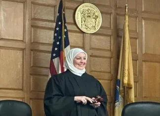 Nadia Kahf postala prva sutkinja Višeg suda u SAD-u koja nosi hidžab Nadia Kahf