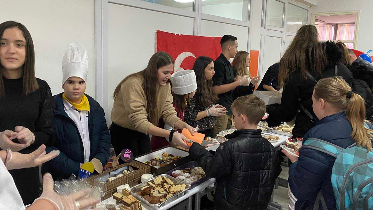 OS Edhem Mulabdic Zenica Bazar Za Djecu Turske I Sirije