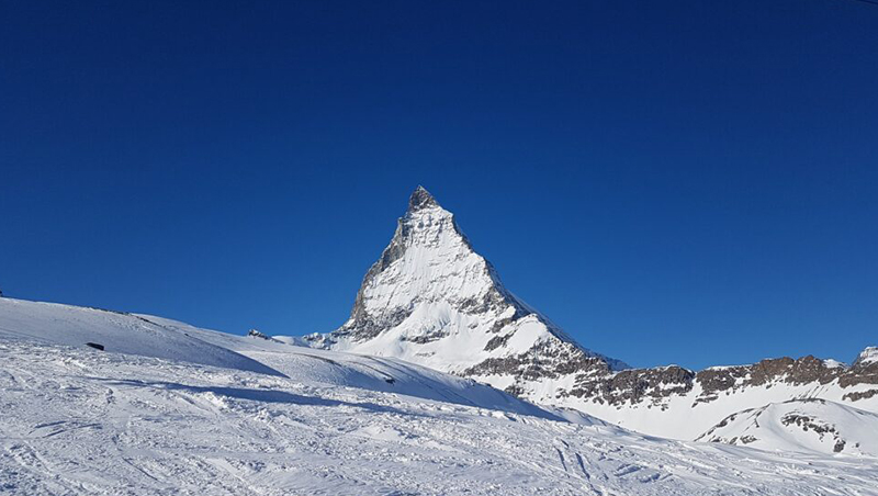 Planina Koja Se Nalazi Na Ambalazi Toblerone A