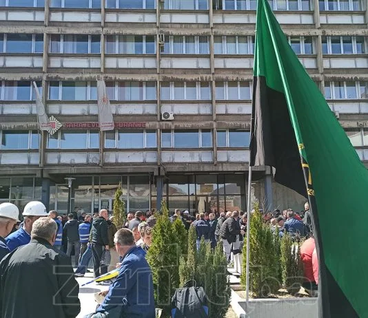 Protesti Rudara U Zenici Ispred Gradske Uprave