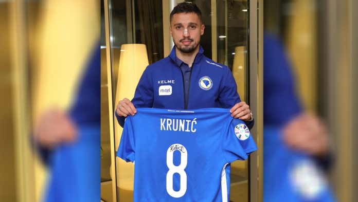 Rade Krunic Dres Na Aukciji