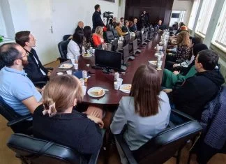 U Zenici održan svečani prijem 20 novozaposlenih asistenata (FOTO) UNZE Prijem Asistenata Zenica