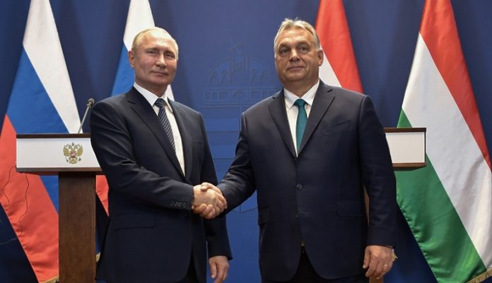 Vladimir Putin I Viktor Orban