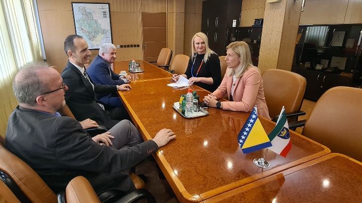 Premijerka Mehmedić i ministrica Subašić održale sastanak s dekanima tri fakulteta UNZE