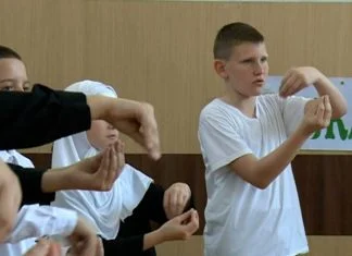 Ilahija Na Znakovnom Jeziku