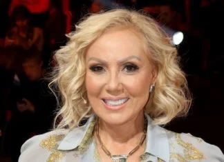 Lepa Brena se dugi niz godina bori s neizlječivom bolešću Lepa Brena