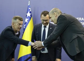 Potpisan sporazum o nastavku primjene kolektivnog ugovora u oblasti rudarstva u FBiH Potpisan Sporazum O Nastavku Primjene Kolektivnog Ugovora U Oblasti Rudarstva U FBiH