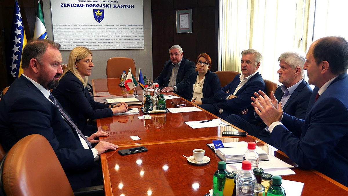 Premijerka Mehmedić I Ministar Šibonjić Razgovarali S Predstavnicima Udruženja Poslodavaca FBiH