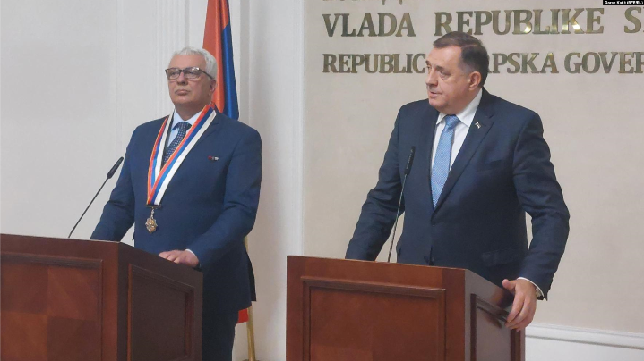 Dodik I Mandić