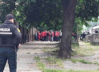 Dolazak Navijaca Pred Utakmicu Zrinjski Velez U Zenici