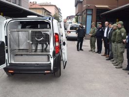 MUP ZDK Vozilo Za Pse