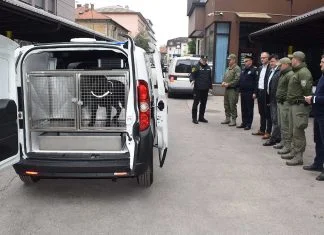 U Zenici izvršena primopredaja specijalizovanog vozila za prevoz službenih pasa (FOTO) MUP ZDK Vozilo Za Pse
