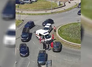 Saobraćajna na kružnom toku kod naselja Mokušnice Saobraćajna Na GGM