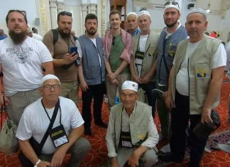 Buduće hadžije iz BiH posjetile brdo Uhud, Kibletejn džamiju i Mesdžidul-Kuba (FOTO) Buduce Hadzije Iz BiH