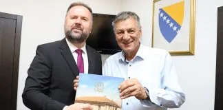 Zenički Muftija Dizdarević I Kasumović