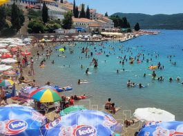 Neum Ljeto Sezona