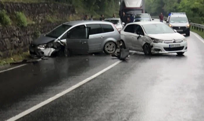 Saobraćajna Nesreća