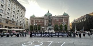 Žene U Crnom