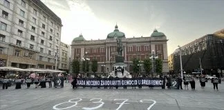 Žene U Crnom