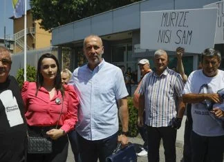 Porodica Dženana Memića nakon presude: Ovo je zrnce pravde i idemo dalje Porodica Dzenana Memica Aa