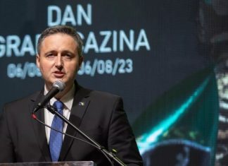 Denis Bećirović