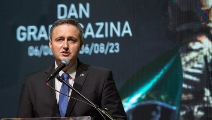 Denis Bećirović