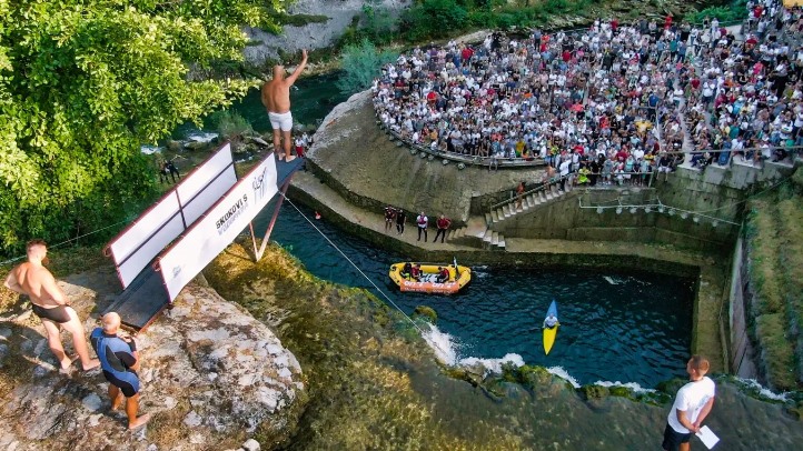 Jajce, Skokovi