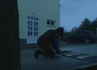 Nepoznati počinilac ukrao ležećeg policajca Krađa Ležećeg Policajca