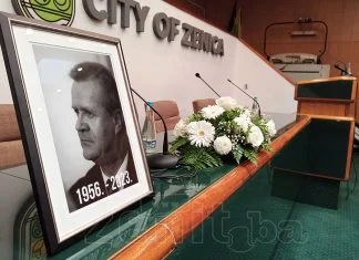 U Velikoj sali Grada Zenica održana komemoracija povodom smrti prim. dr. Ferida Alića (FOTO) Komemoracija Feridu Aliću