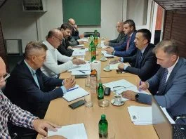 Ministar Lakić Na Sastanu Sa Rudarima RMU Zenica